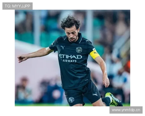 罗德里：英超争冠与四连冠阶段的绝对主力中场解析