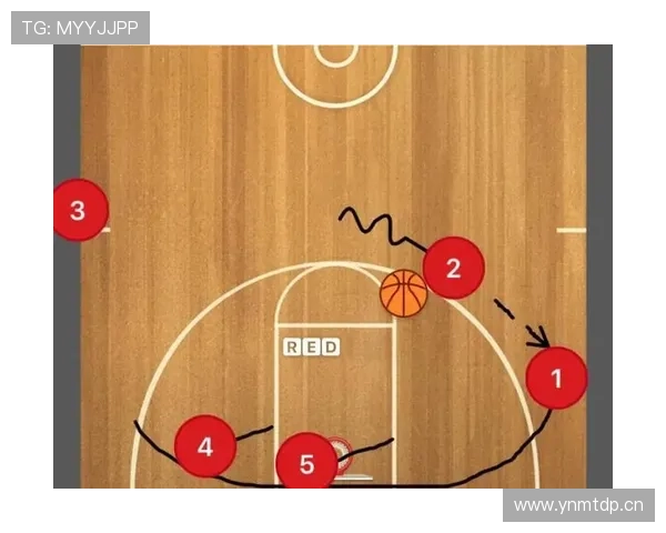 约翰·斯通斯：中卫前提至后腰的战术角色分析