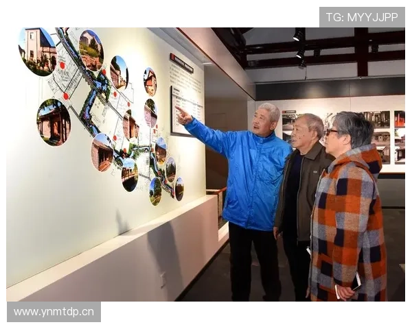 邹敬园家里摆满奖杯，邻居以为开了个陈列馆