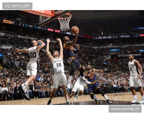 基德无球跑位提升组织效率明显 超越传统控卫模板